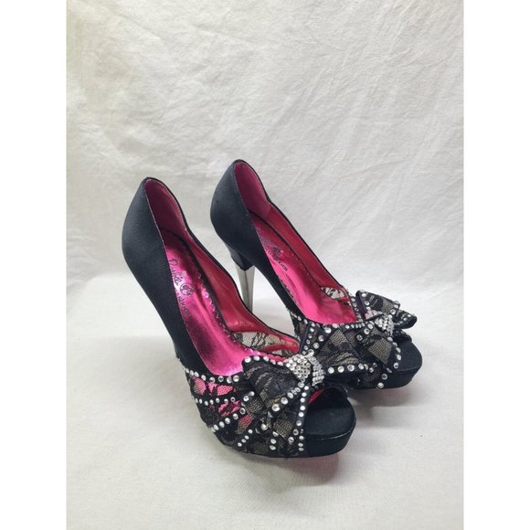 Barbie By towns shoes black Studded leather pumps With Pink Sole  Size 36/US 5.5 - Picture 1 of 16